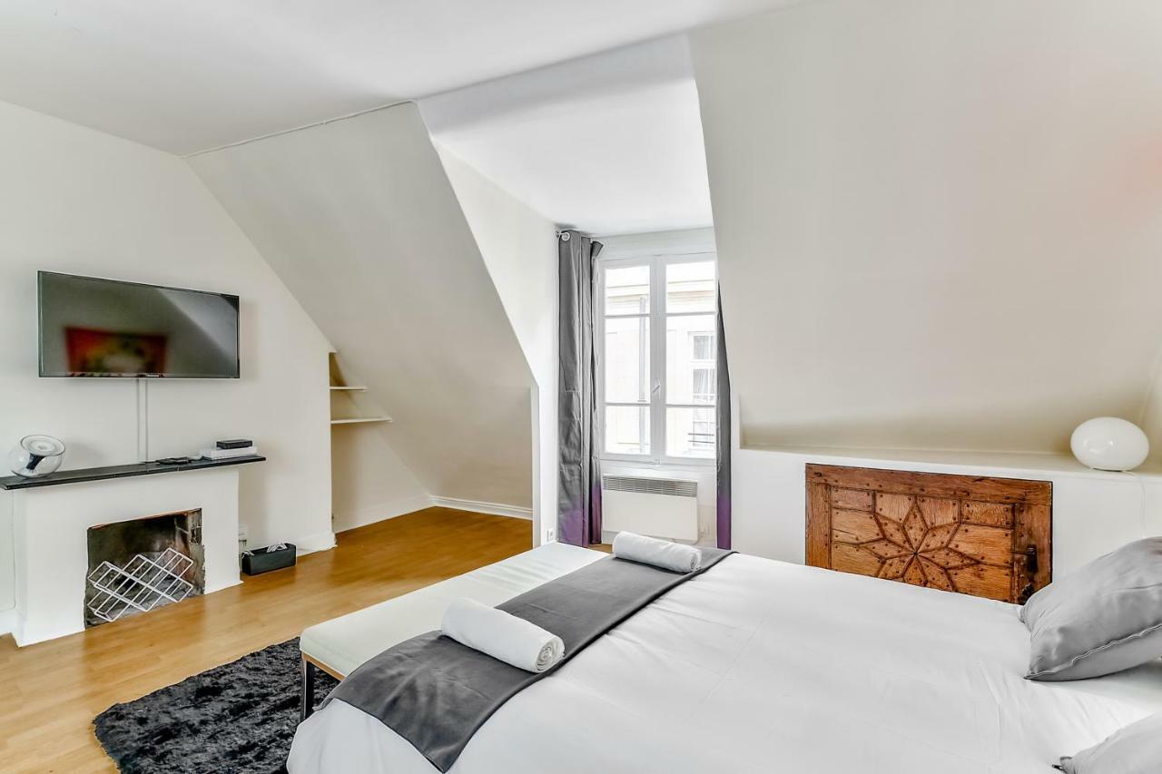 Love Nest In Saint-Michel Parigi Esterno foto